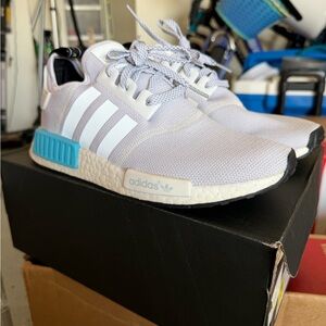Adidas Light Gray Sneakers with Blue Accents
